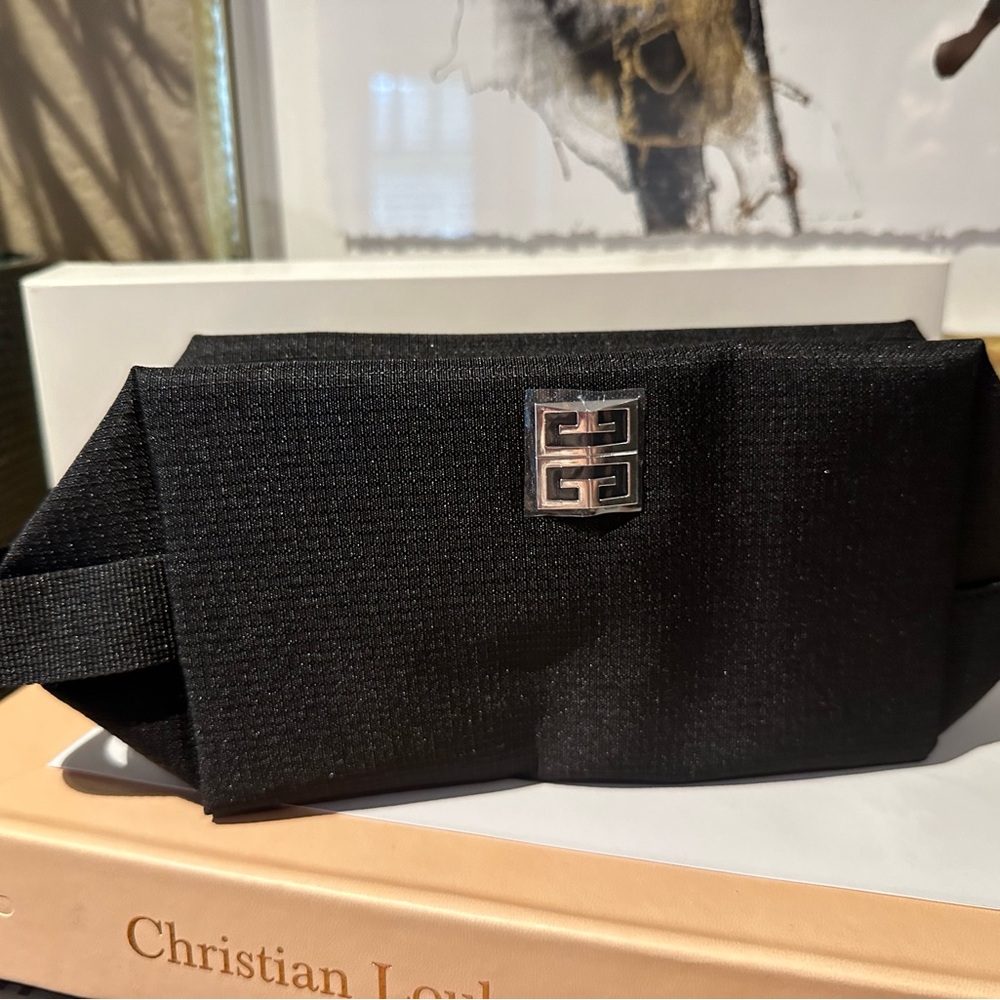 NWT Givenchy Cosmetics Bag